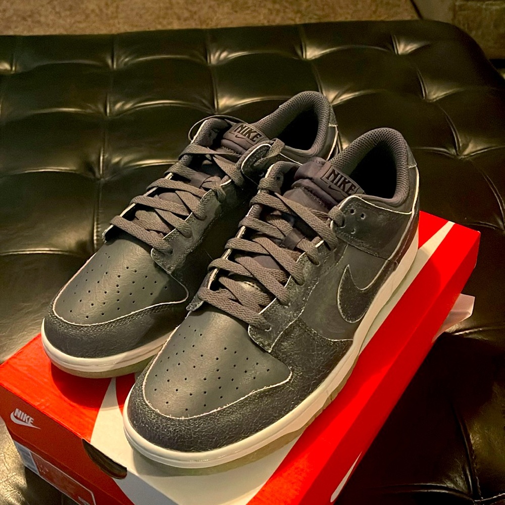 Nike Mens Dunk low Halloween size 12.5